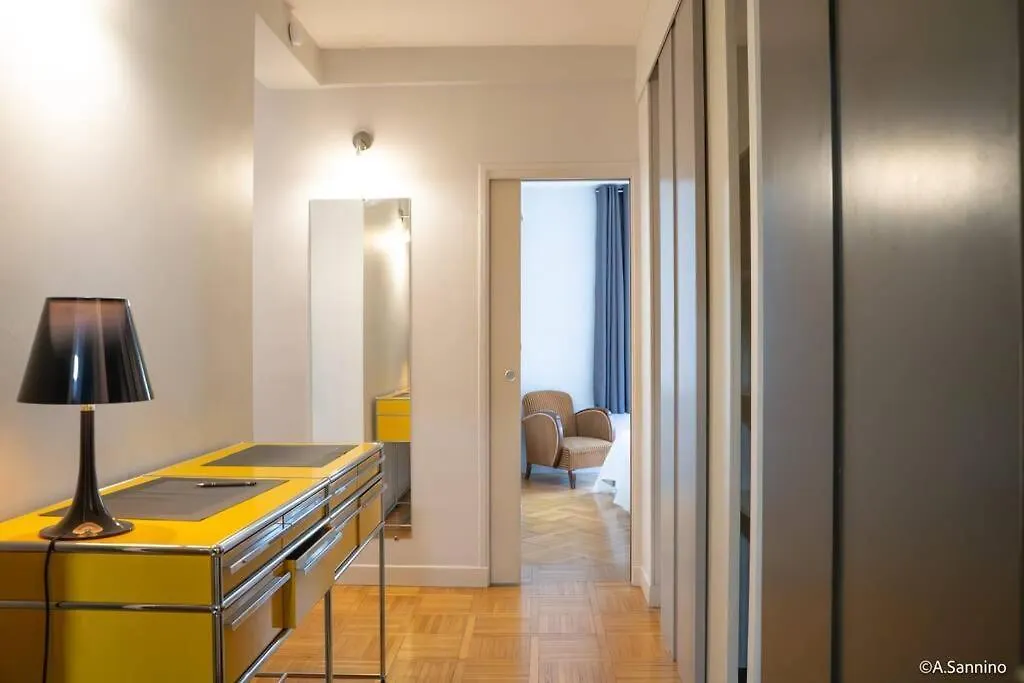 Moderne 2 Pieces En Plein Au Bord De Seine Апартаменты *